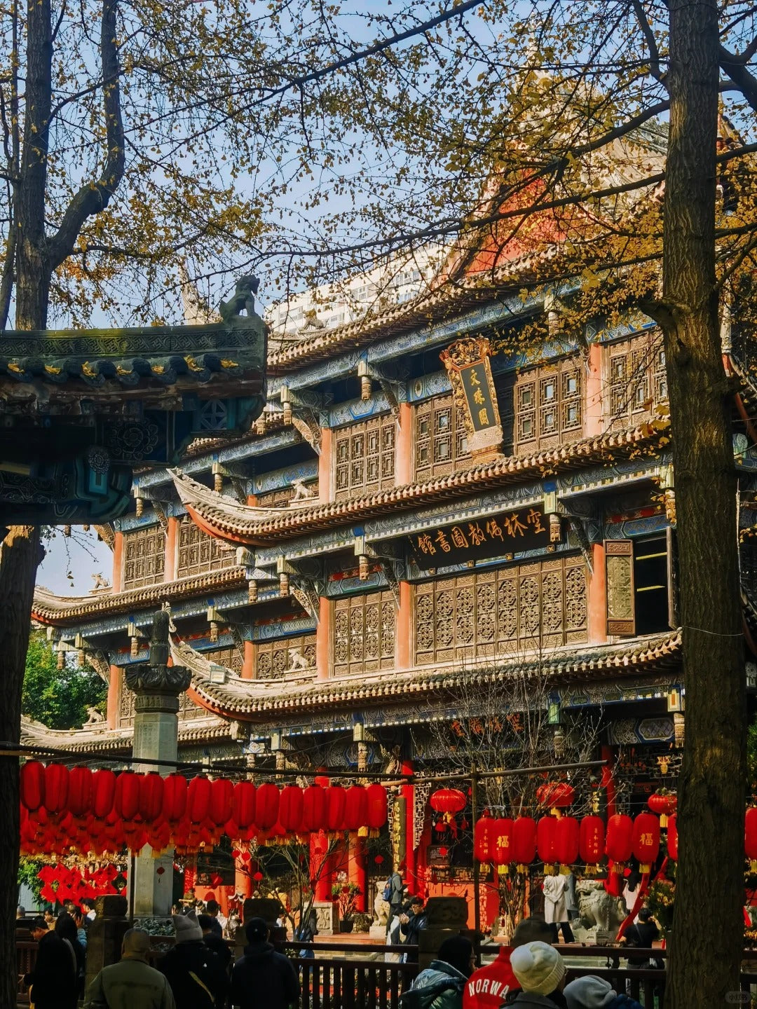 Unveiling Cultural Heritage, Embracing Leisure, and Tracing Prosperity