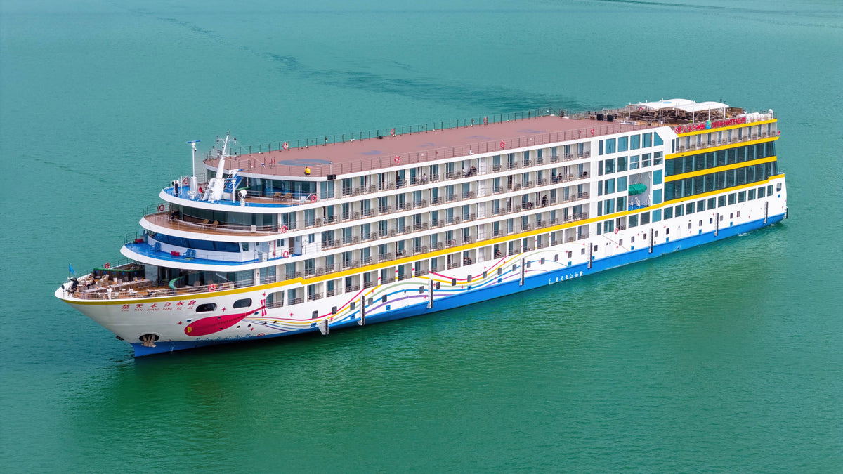 Yangtze River Cruise & Fengdu Ghost City — Yangtze River Cruise