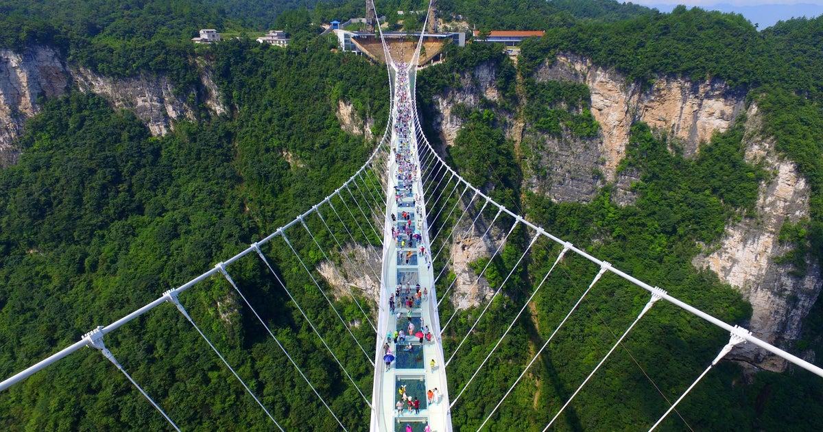 Zhangjiajie Grand Canyon Glass Bridge & Baofeng Lake — Zhangjiajie
