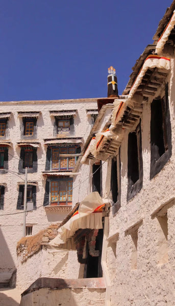 Exploring the Natural Beauty and Tibetan Culture in Western Sichuan and Tibet