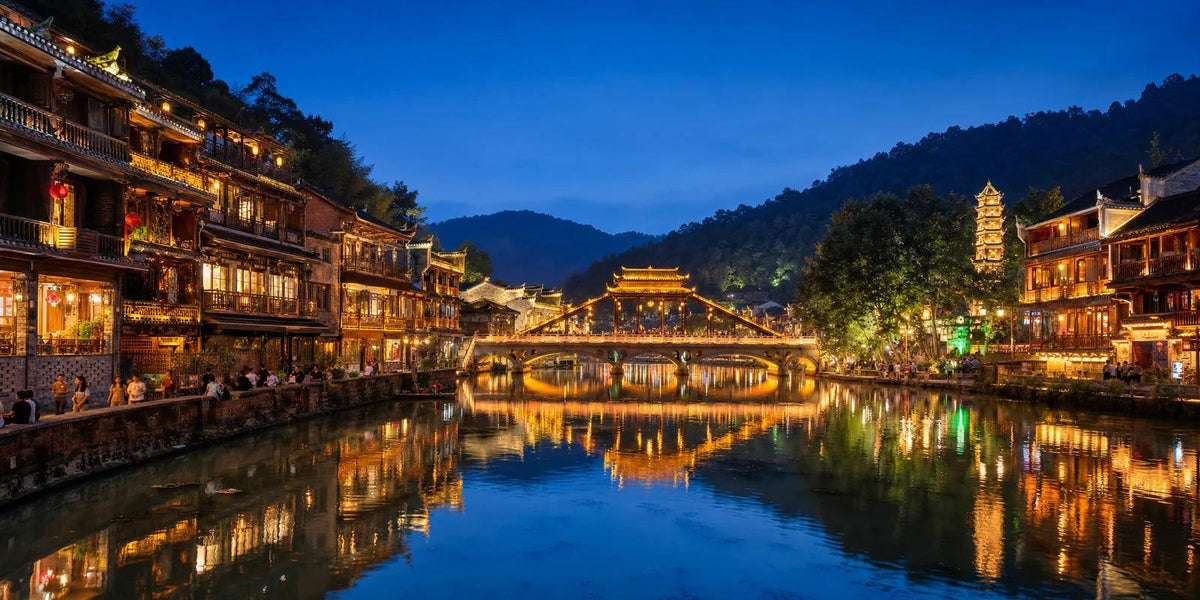 Furong Ancient Town by Day & Fenghuang Ancient Town by Night — Furong / Fenghuang