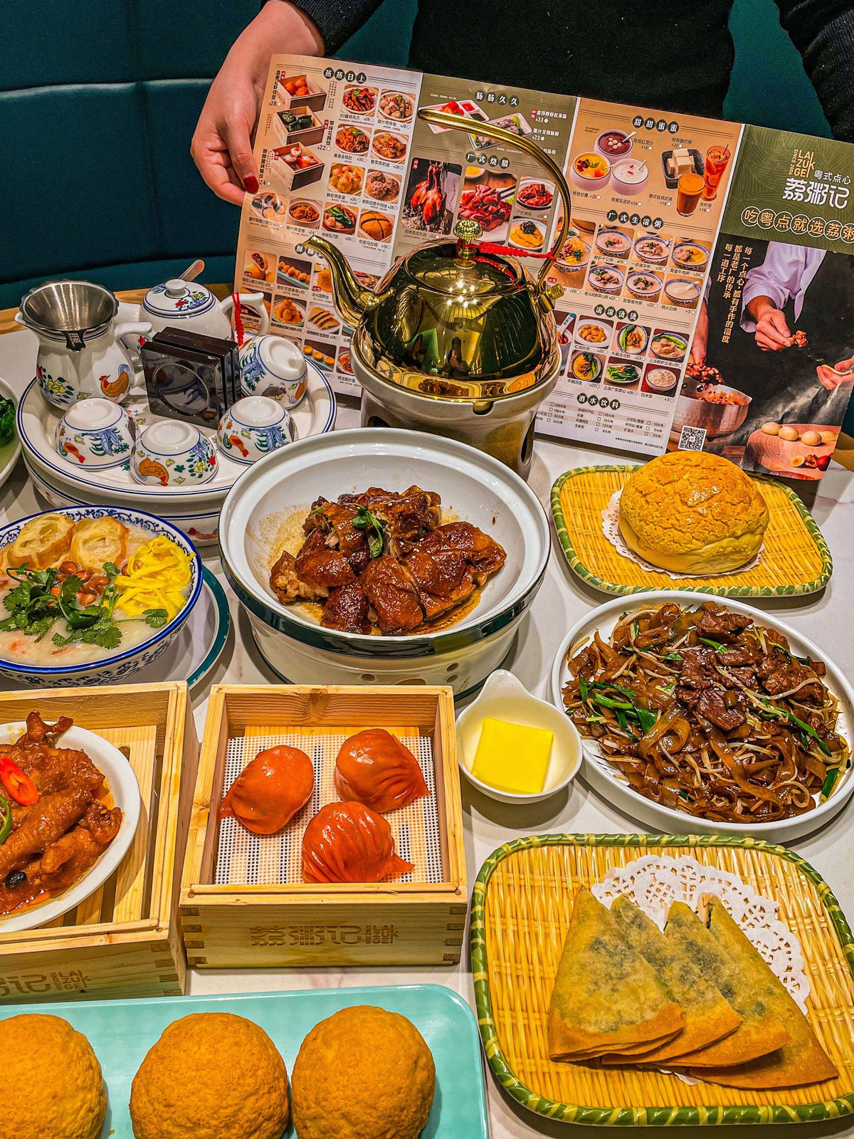 Dim Sum, Chen Clan Ancestral Hall & Shenzhen — Guangzhou → Shenzhen