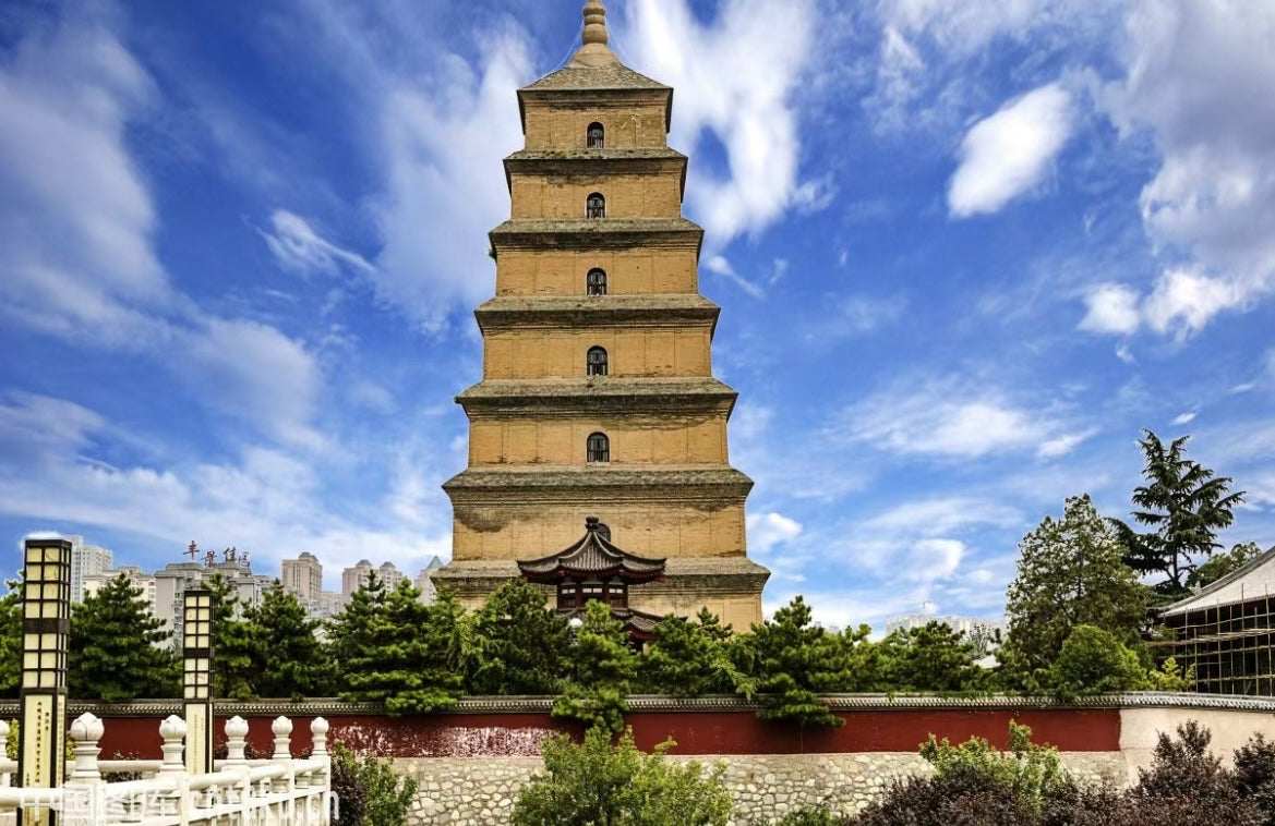 Xi’an Arrival — Giant Wild Goose Pagoda, Hanfu Experience & Tang-Era Nightlife — Xi’an