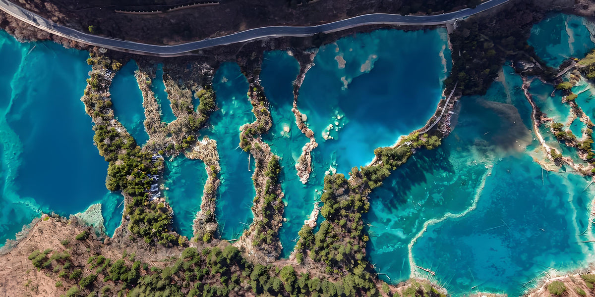Jiuzhaigou crystal-clear lakes and colorful forests