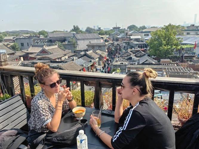 A local perspective on China's culture and everyday life