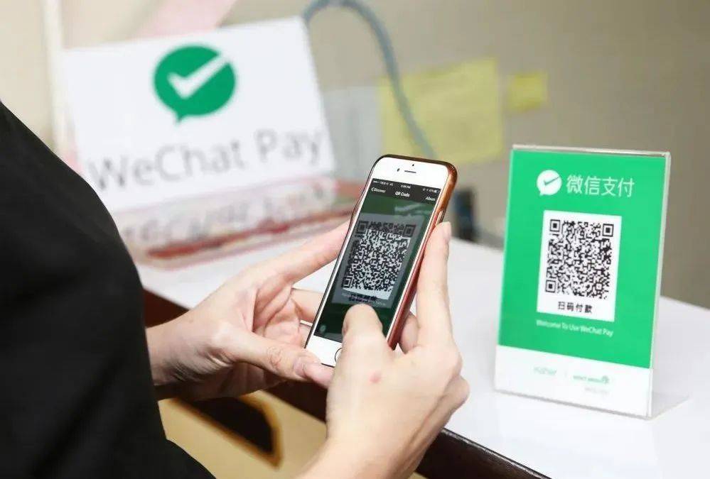 Prepare for your China trip with practical advice on payments, mobile apps, connectivity and local travel essentials.